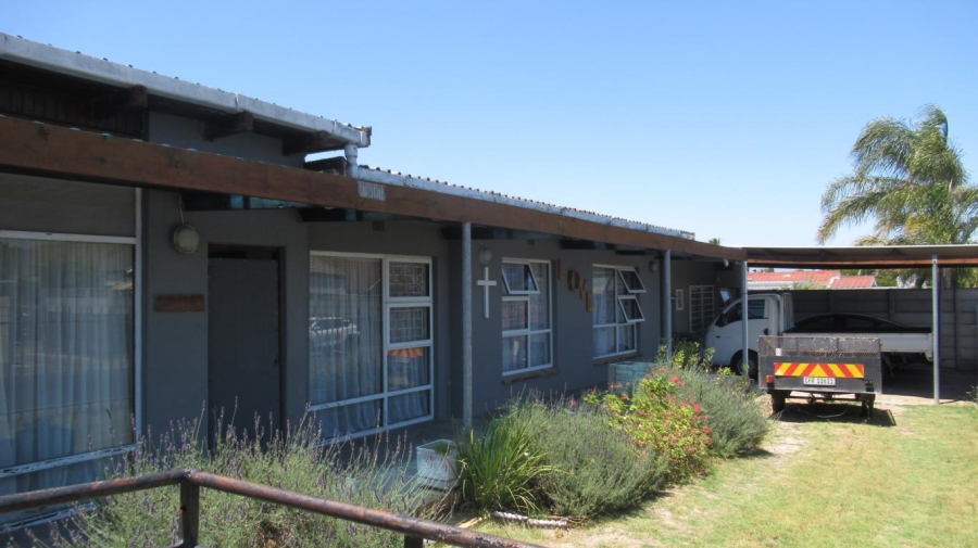 4 Bedroom Property for Sale in Windsor Park Western Cape